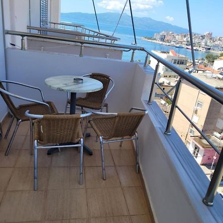 Marina Apartment Sarandë Esterno foto