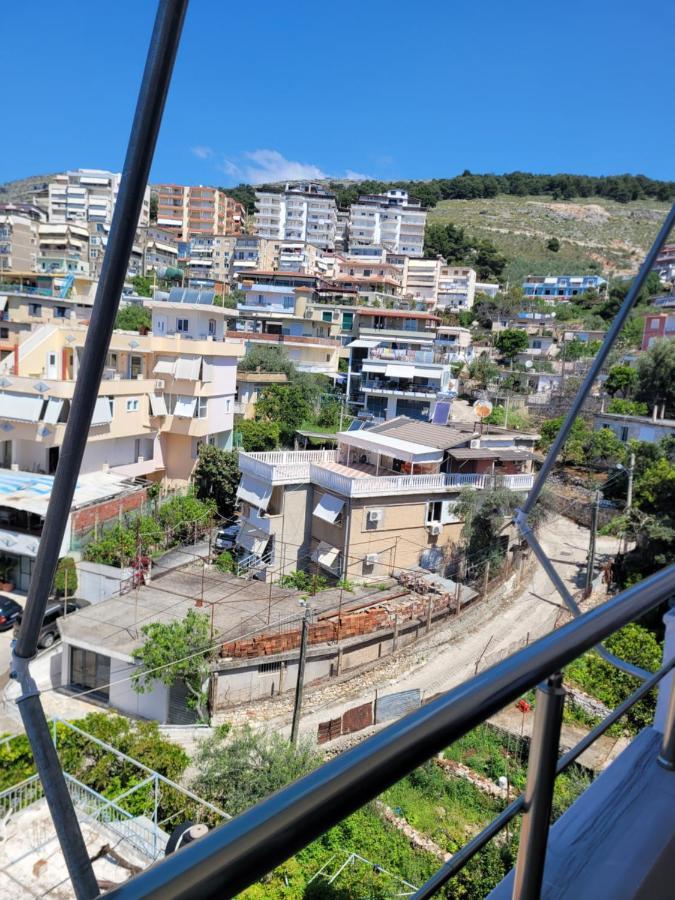 Marina Apartment Sarandë Esterno foto